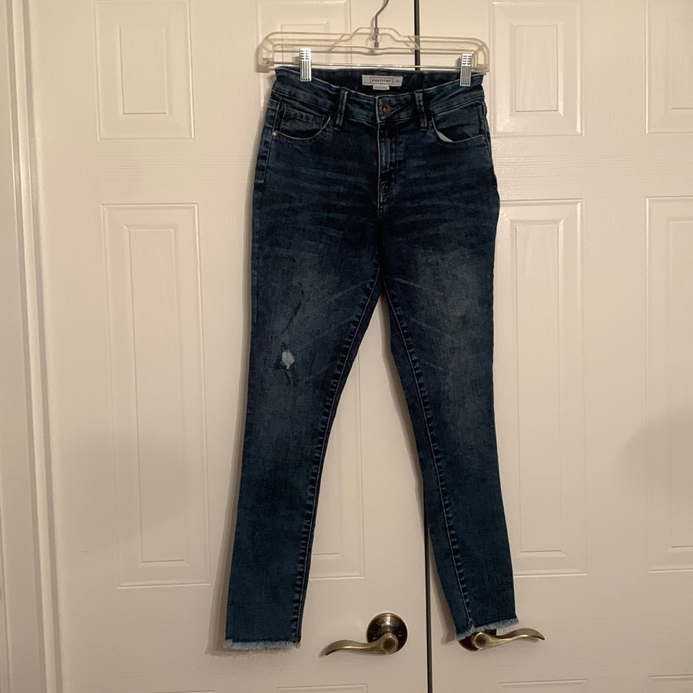 Eighty Two Mid High Jeans